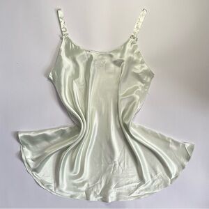 Oscar de la Renta Light Green Satin Chemise
